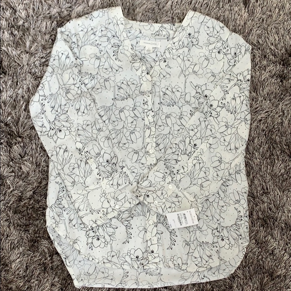 ⭐️ Treasure & Bond - ivory floral blouse ⭐️